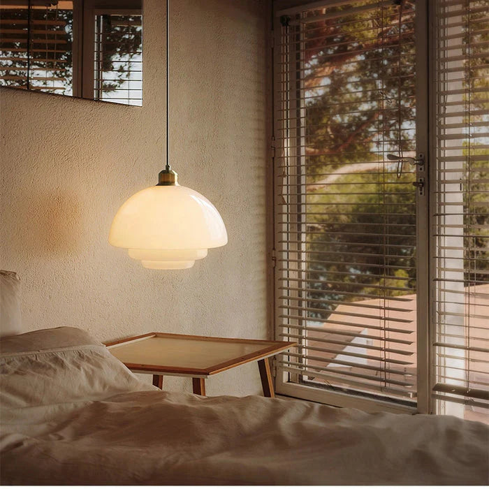 Wisząca Lampa Sufitowa z Mlecznobiałego Szkła