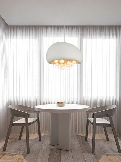 Designerska Lampa Sufitowa z Kulistymi Kloszami w Kształcie Baniek