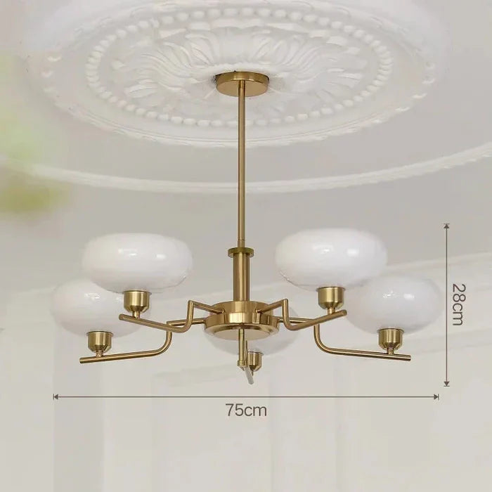 Nowoczesny Żyrandol z Kloszami z Opalowego Szkła – Elegancka Lampa Sufitowa