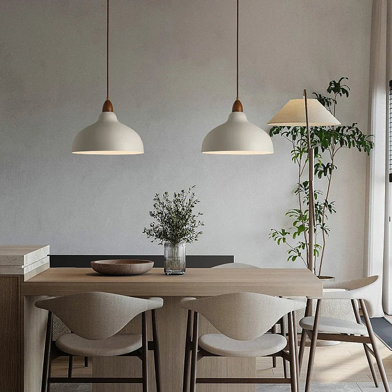 Nowoczesna Lampa Wisząca z Akcentem Drewnianym – Minimalistyczny Design