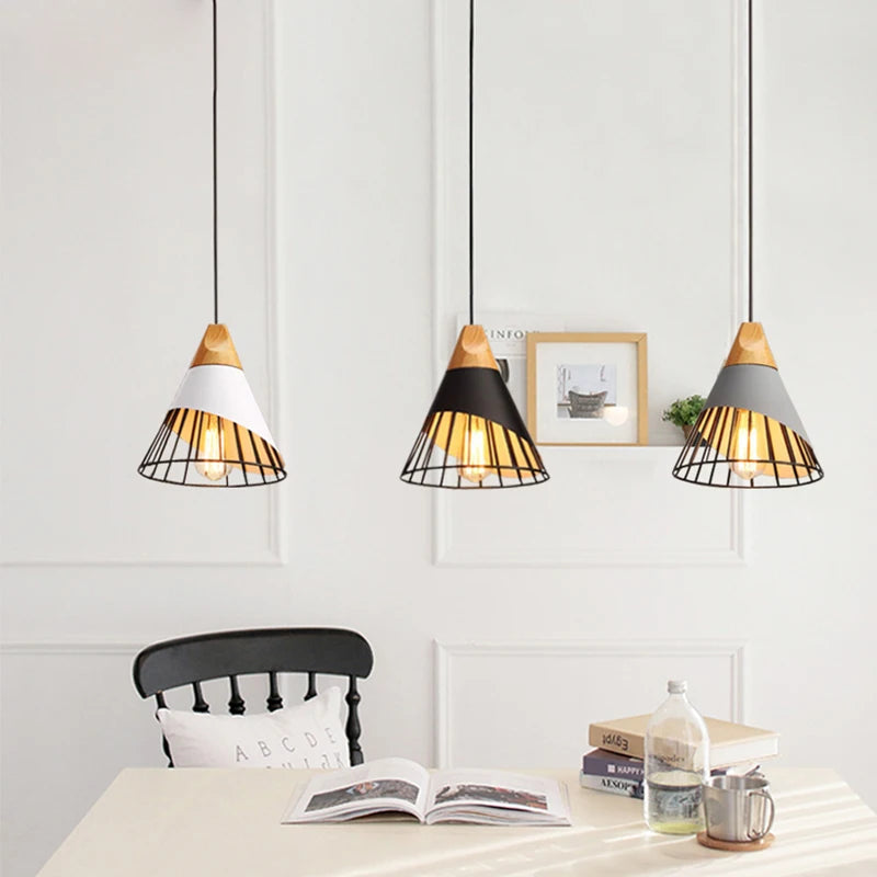 Nowoczesna lampa wisząca loft skandynawska z drewnem i metalem