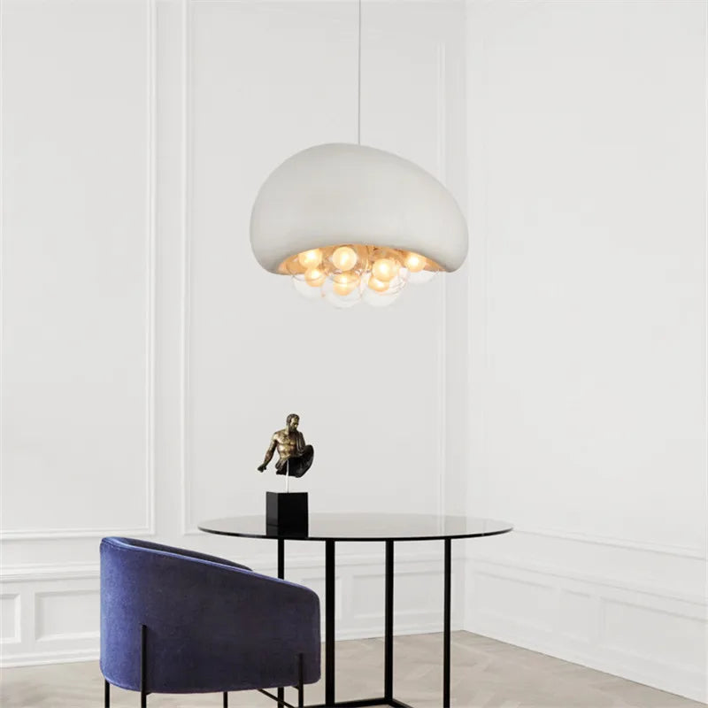 Designerska Lampa Sufitowa z Kulistymi Kloszami w Kształcie Baniek