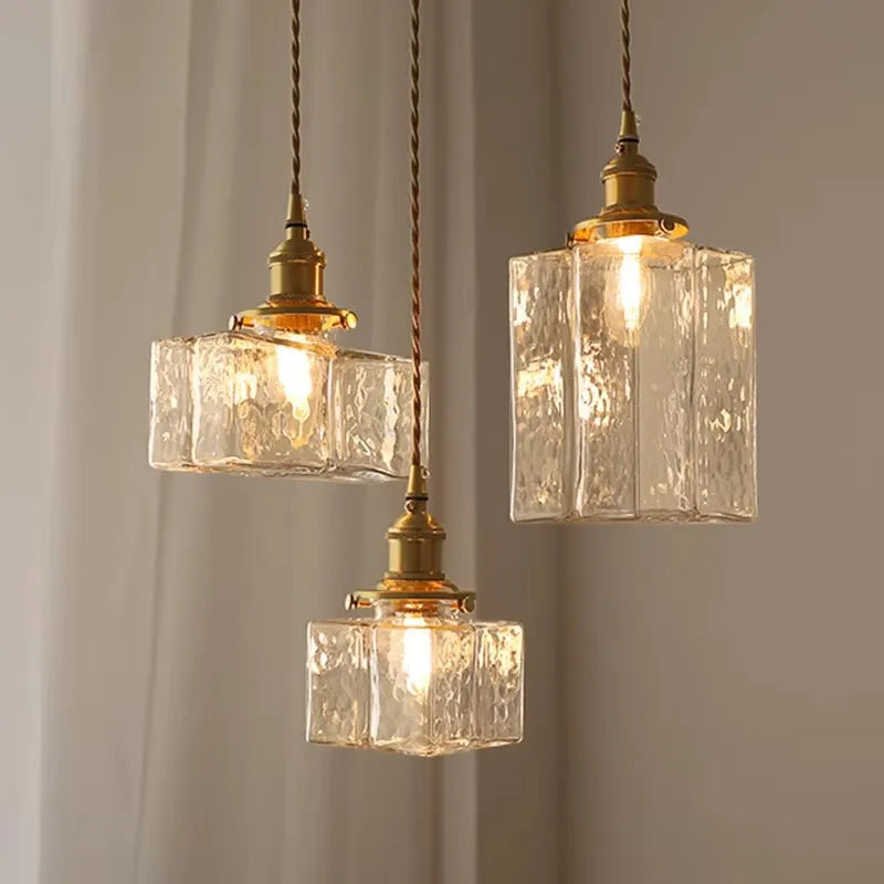 Vintage lampy wiszące szklane z mosiężnym wykończeniem