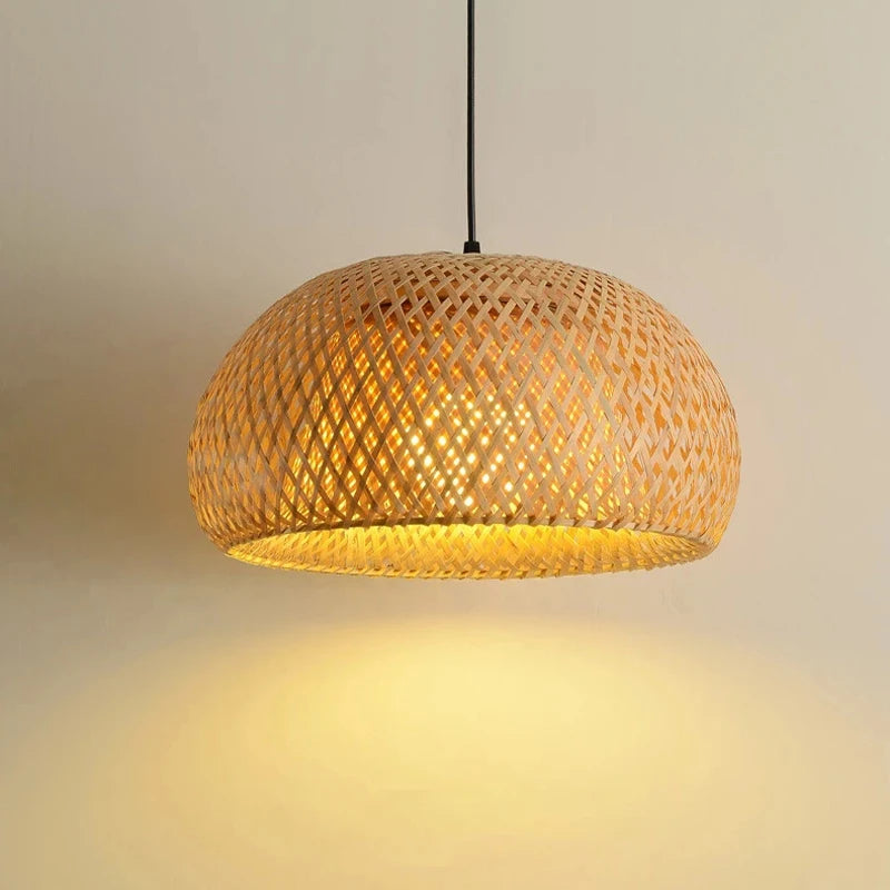 Rattanowa lampa wisząca Boho – Ręcznie pleciona lampa sufitowa z bambusa