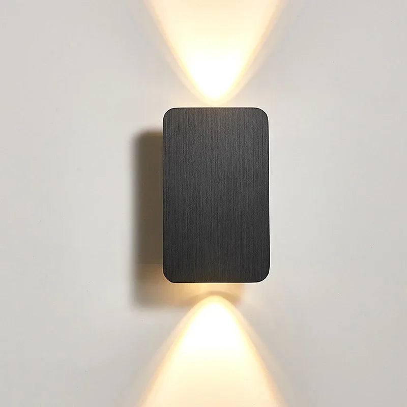 Nowoczesny Kinkiet LED – Minimalistyczny Design