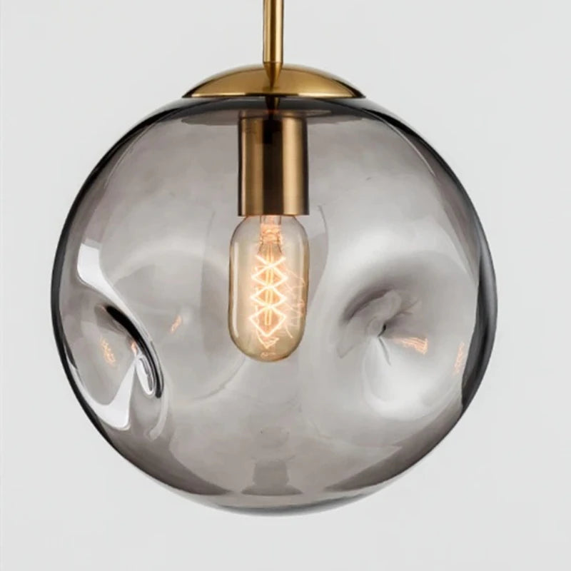 Designerska Lampa Wisząca z Kulistym Szklanym Kloszem
