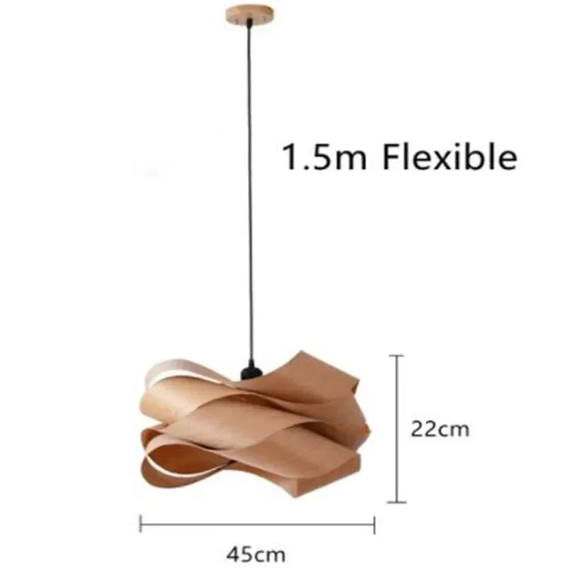 Nowoczesna lampa wisząca z zakrzywionym drewnianym designem