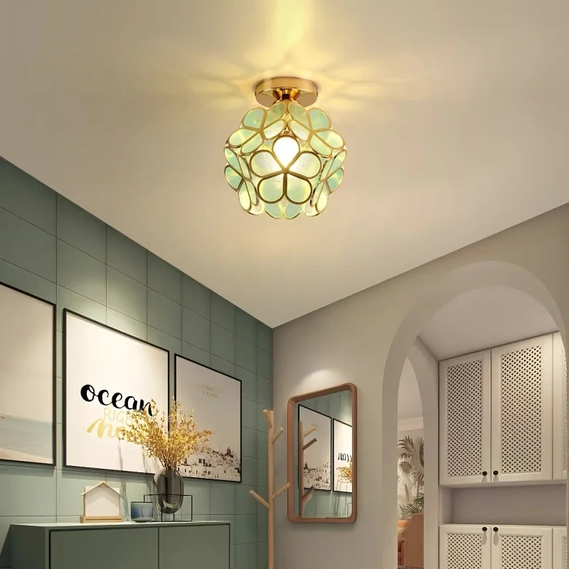 Vintage lampa sufitowa z kryształem – żyrandol z kloszem z kolorowego szkła