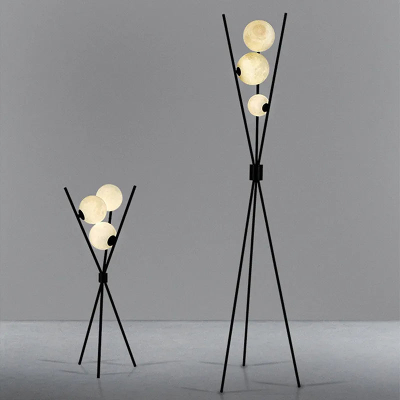 Designerska Lampa Stojąca LED z Kloszami w Kształcie Księżyca – Lampa Stołowa i Podłogowa na Trójnogu