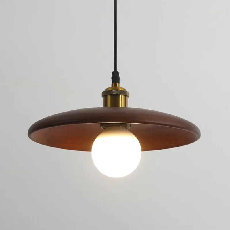 Skandynawska lampa wisząca z drewna – Minimalistyczna lampa sufitowa