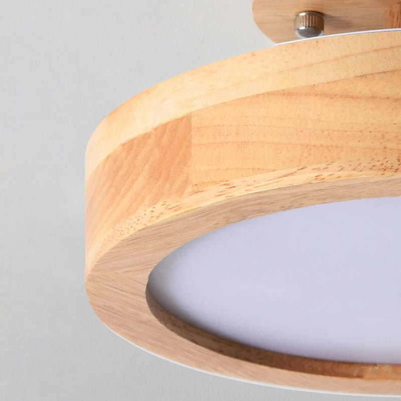 Nowoczesna lampa sufitowa LED wykonana z drewna