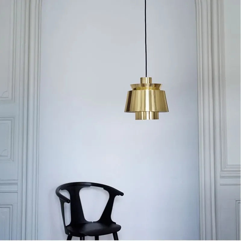 Nowoczesna lampa wisząca LED metalowy klosz designerskie oświetlenie do jadalni i salonu