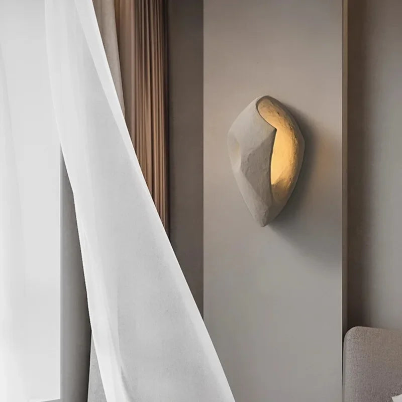 Designerska Lampa Ścienna w Stylu Organicznego Kamienia