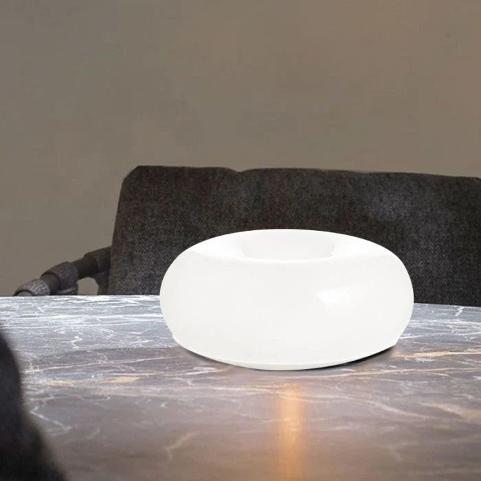Lampa ścienna LED „donut” – designerska oprawa oświetleniowa z efektem świetlnej aureoli
