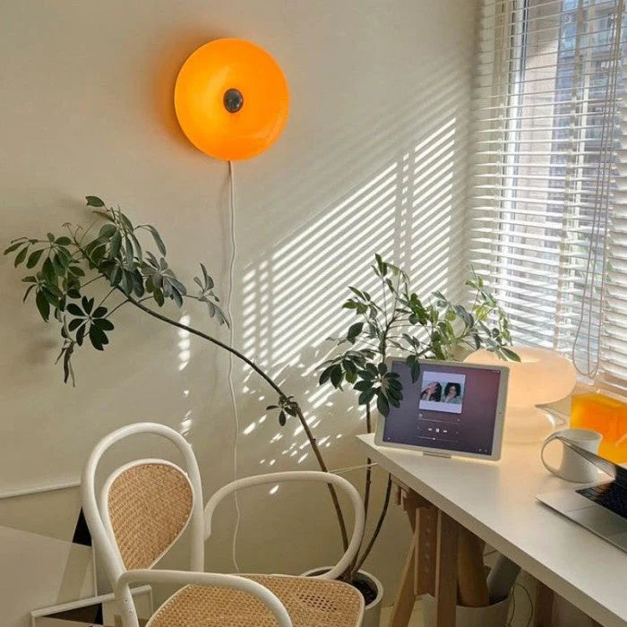 Lampa ścienna LED „donut” – designerska oprawa oświetleniowa z efektem świetlnej aureoli