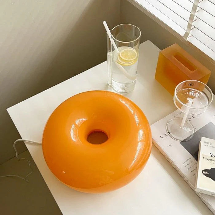 Lampa ścienna LED „donut” – designerska oprawa oświetleniowa z efektem świetlnej aureoli