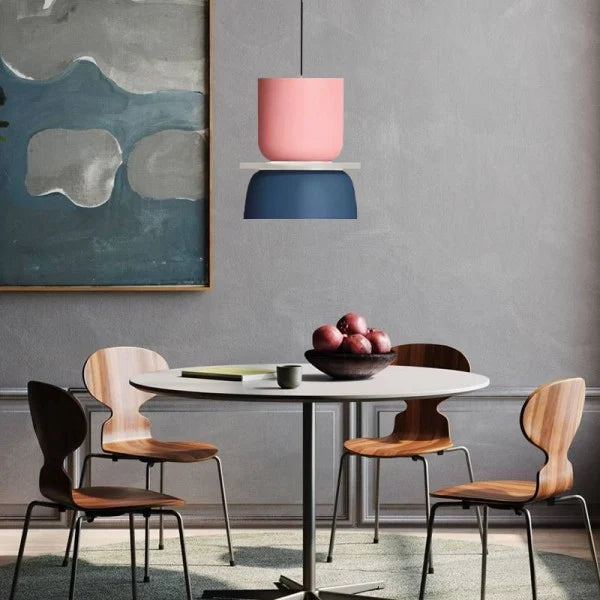 Lampa wisząca w stylu skandynawskim – geometryczna forma i nowoczesny design