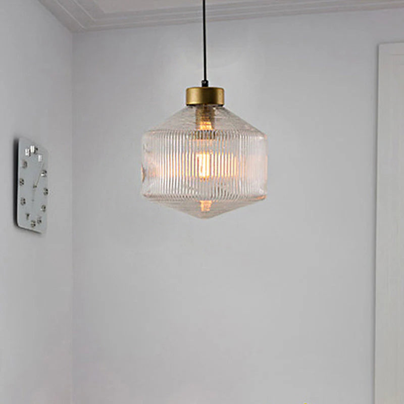 Elegancka szklana lampa wisząca z ryflowanym kloszem