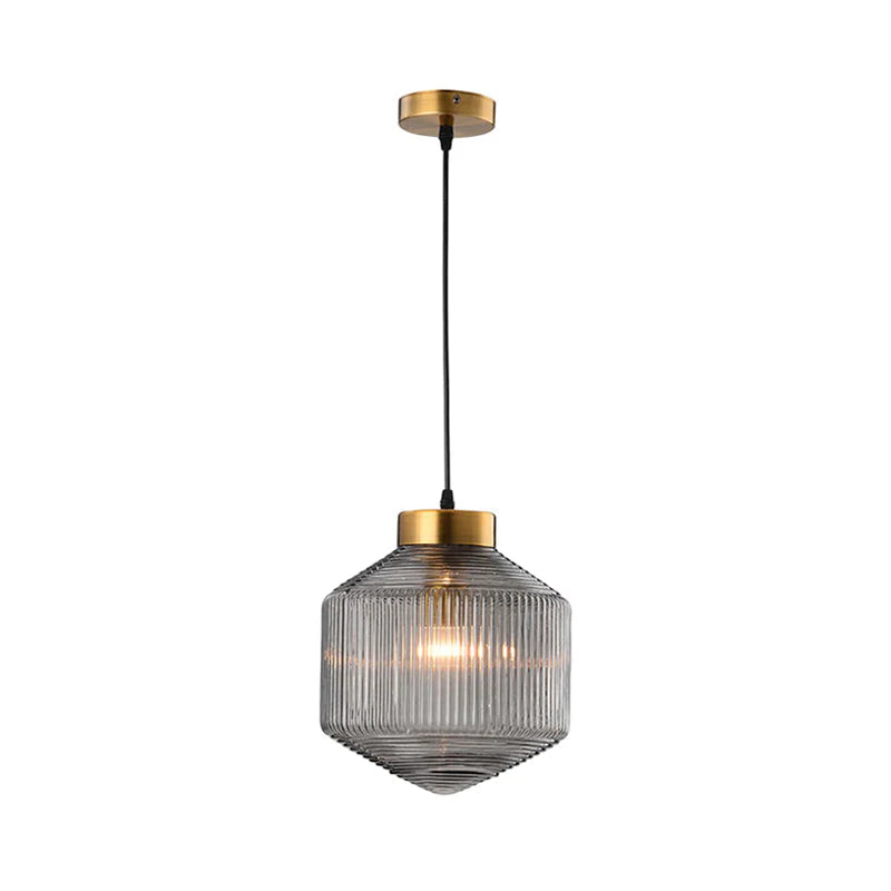 Elegancka szklana lampa wisząca z ryflowanym kloszem