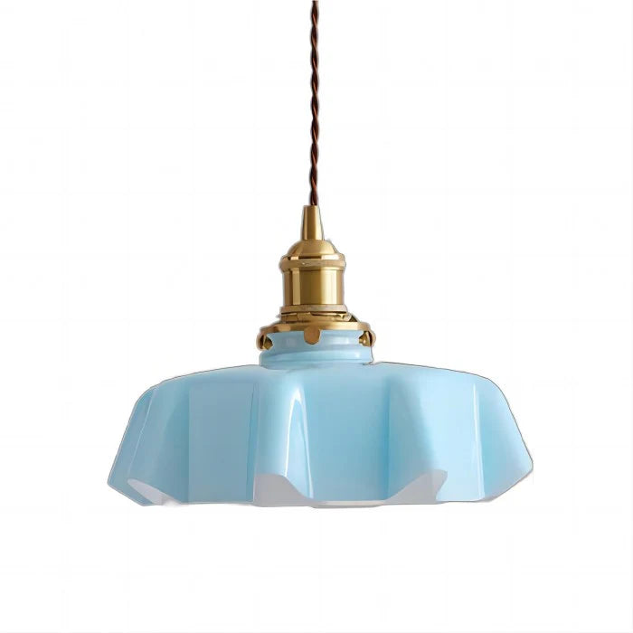 Retro lampy wiszące z kolorowymi szklanymi kloszami i mosiężnym wykończeniem