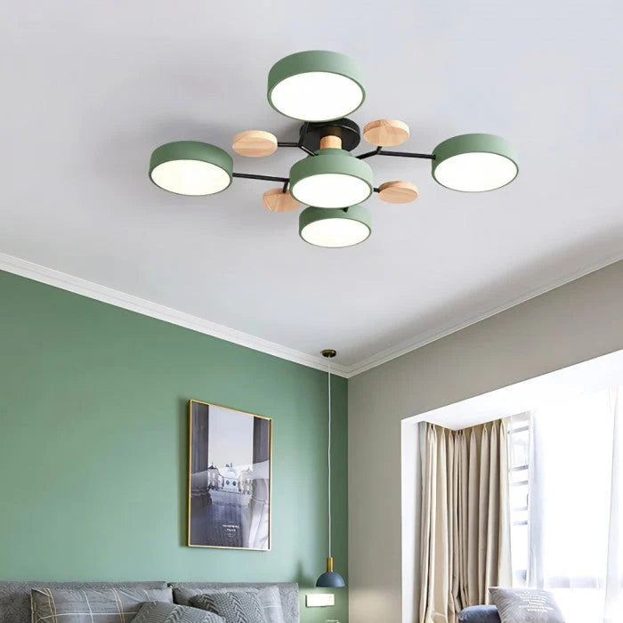 Nowoczesna lampa sufitowa LED wieloramienna – minimalistyczny design z drewnianymi akcentami