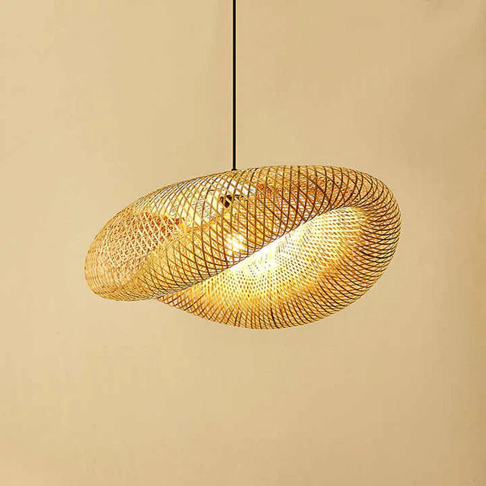 Lampa wisząca tkana ręcznie z bambusa styl boho