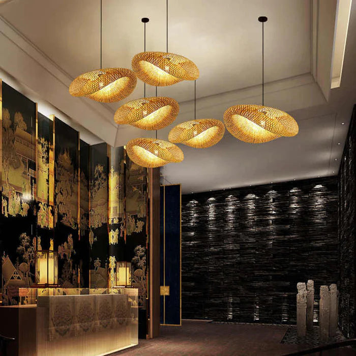 Lampa wisząca tkana ręcznie z bambusa styl boho