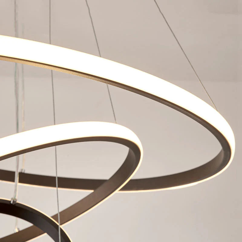 Designerska lampa wisząca LED żyrandol – nowoczesna forma pierścieni 3D