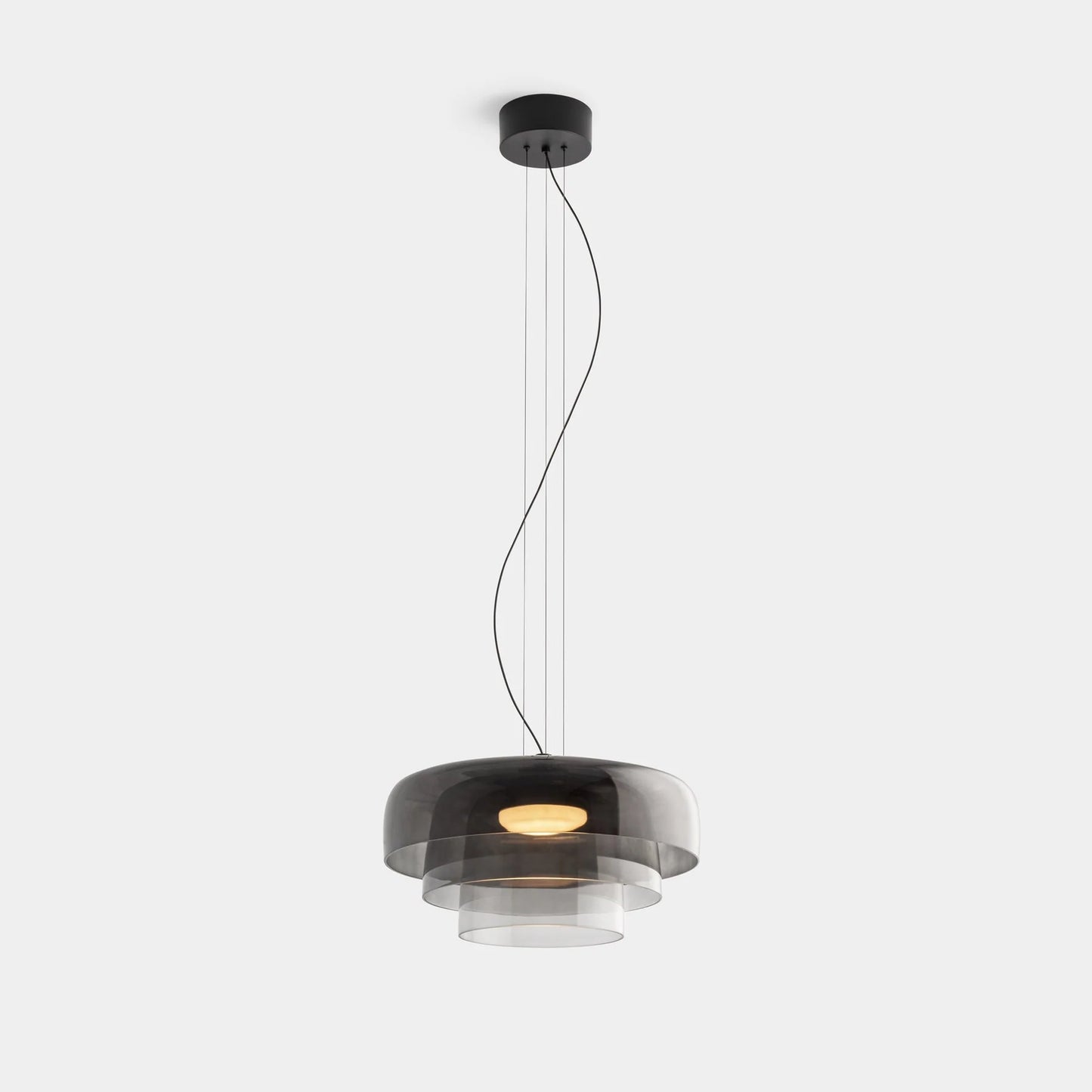 Nowoczesna szklana lampa wisząca z kloszem warstwowym – design inspirowany stylem retro