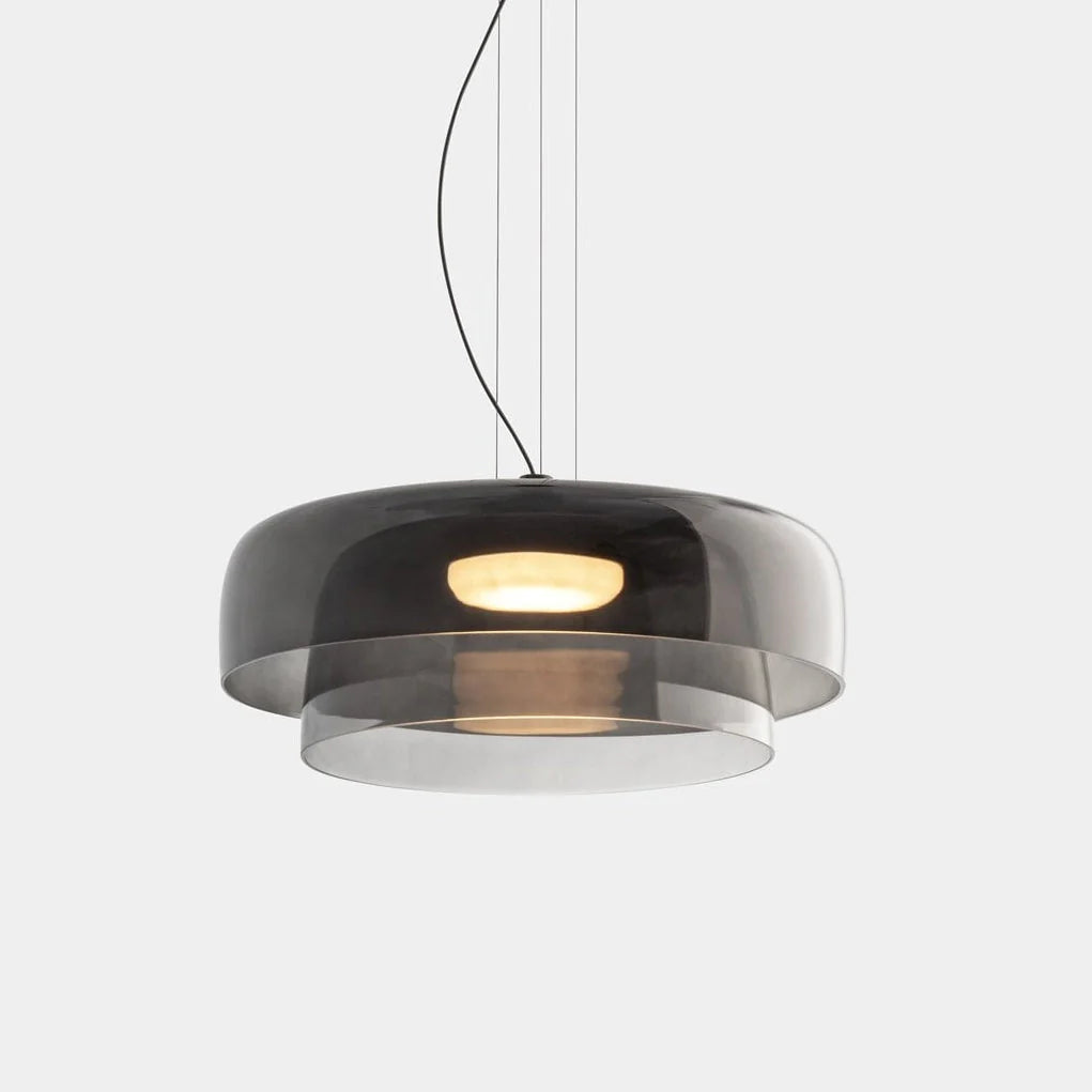 Nowoczesna szklana lampa wisząca z kloszem warstwowym – design inspirowany stylem retro