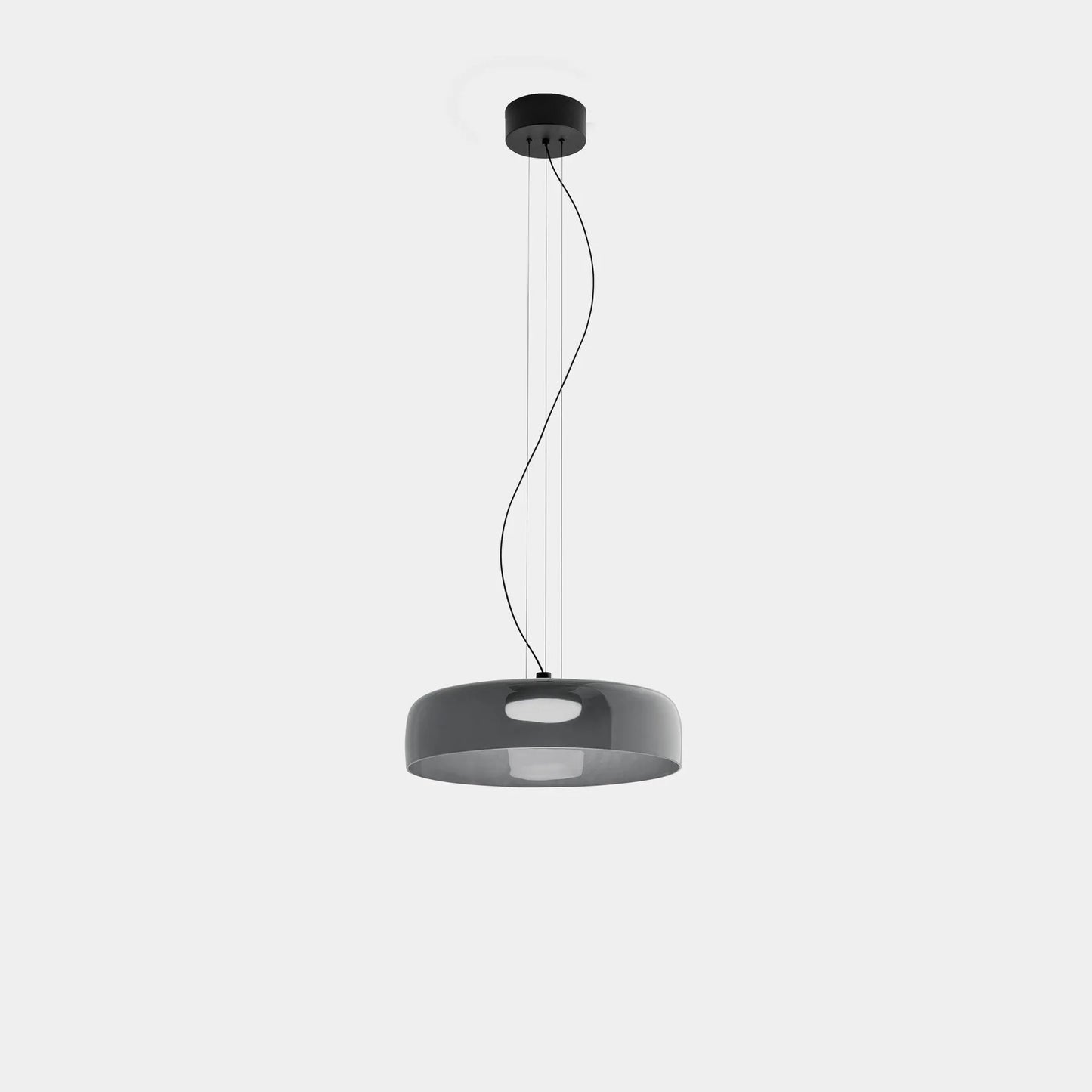 Nowoczesna szklana lampa wisząca z kloszem warstwowym – design inspirowany stylem retro