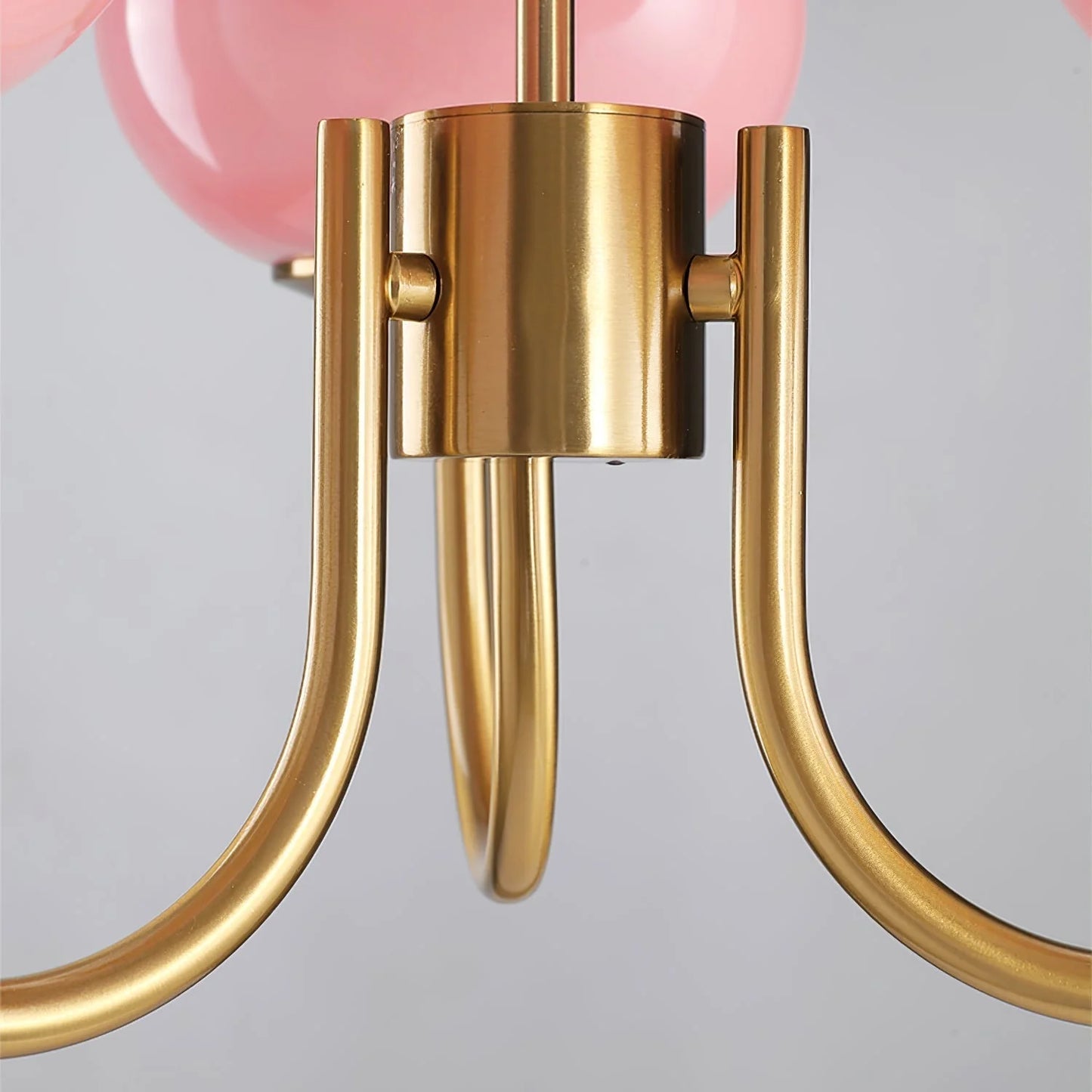Lampa wisząca żyrandol w stylu retro glamour z kulistymi kloszami