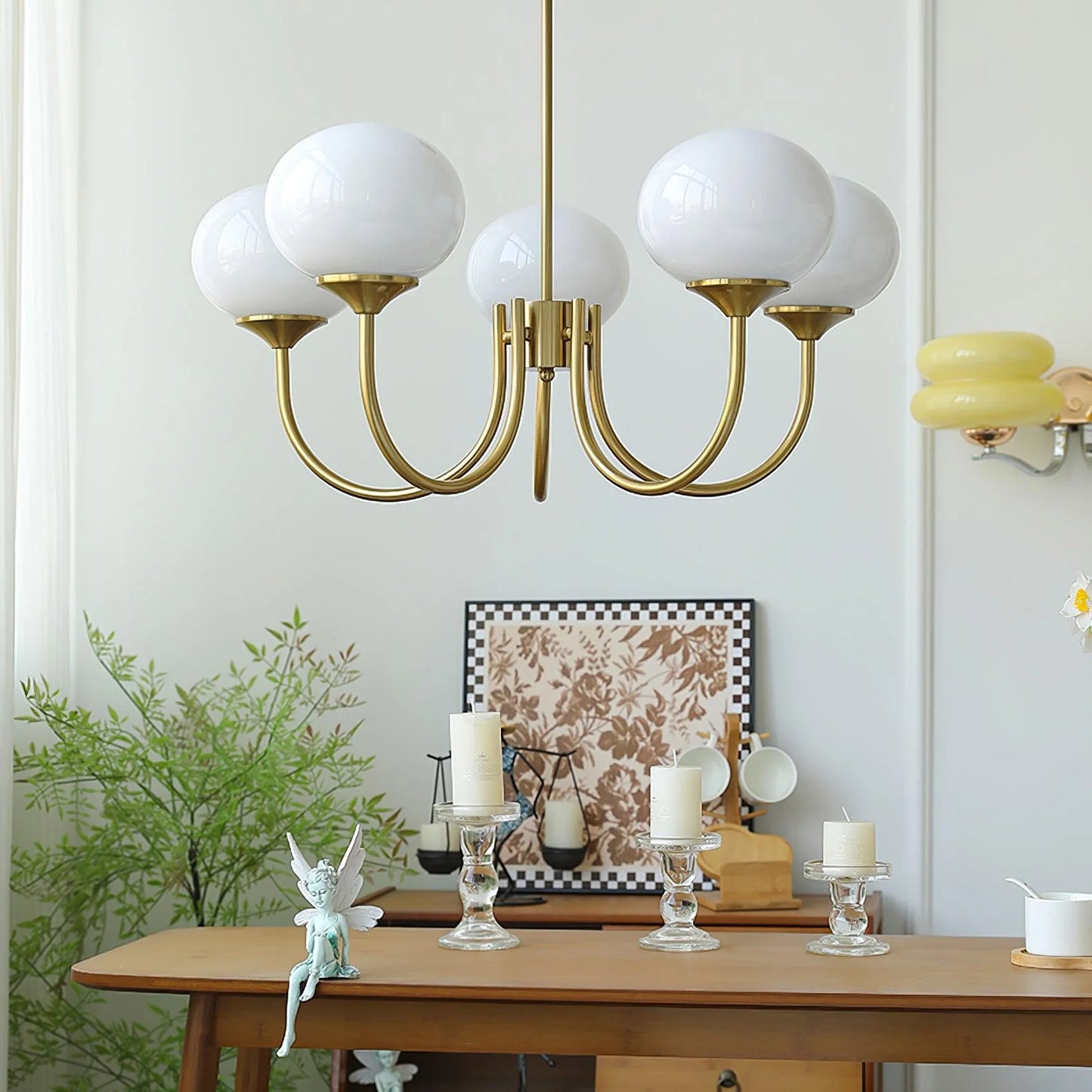 Lampa wisząca żyrandol w stylu retro glamour z kulistymi kloszami