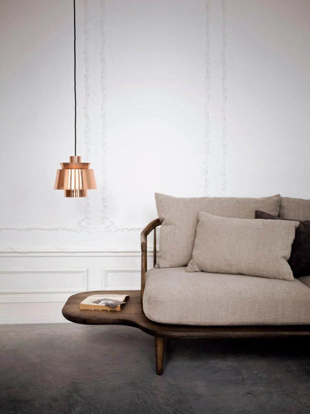 Nowoczesna lampa wisząca LED metalowy klosz designerskie oświetlenie do jadalni i salonu