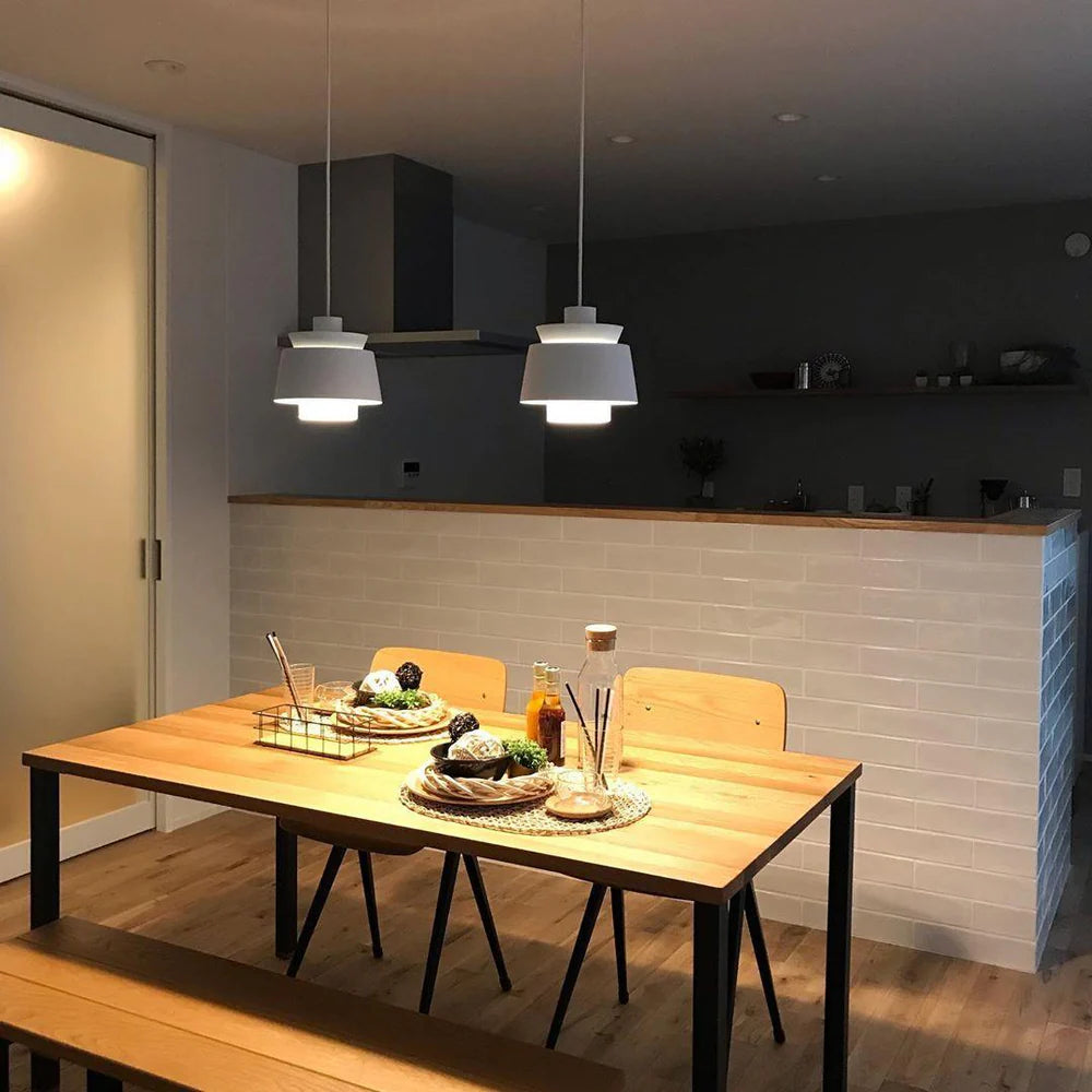 Nowoczesna lampa wisząca LED metalowy klosz designerskie oświetlenie do jadalni i salonu
