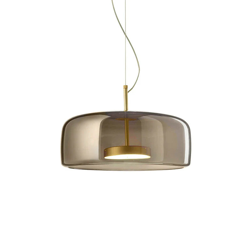Szklana lampa wisząca LED w stylu nowoczesnym – minimalistyczny klosz i złote wykończenie