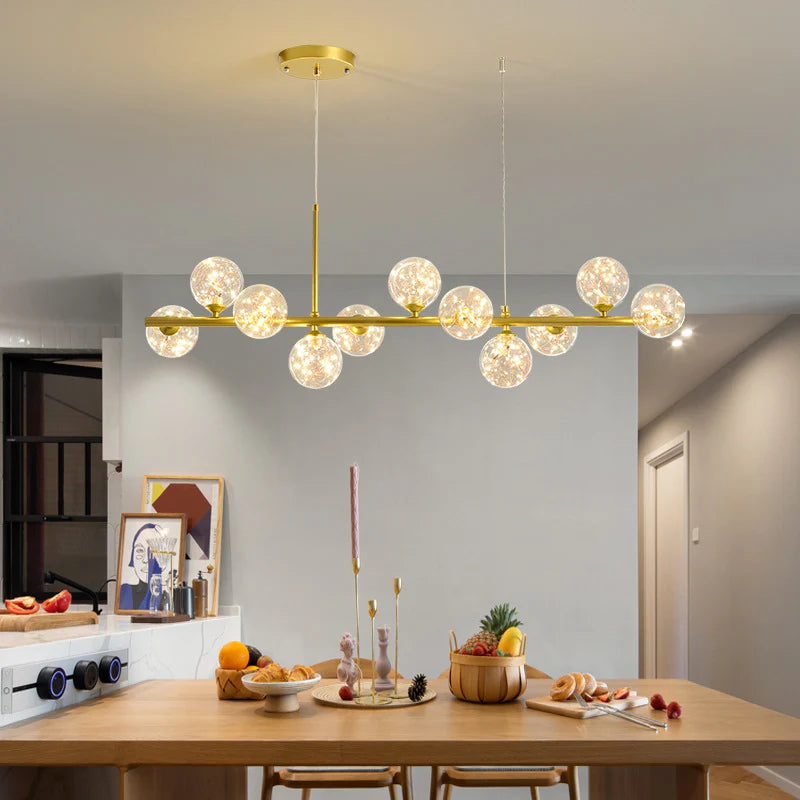 Nowoczesna lampa wisząca z kulistymi kloszami