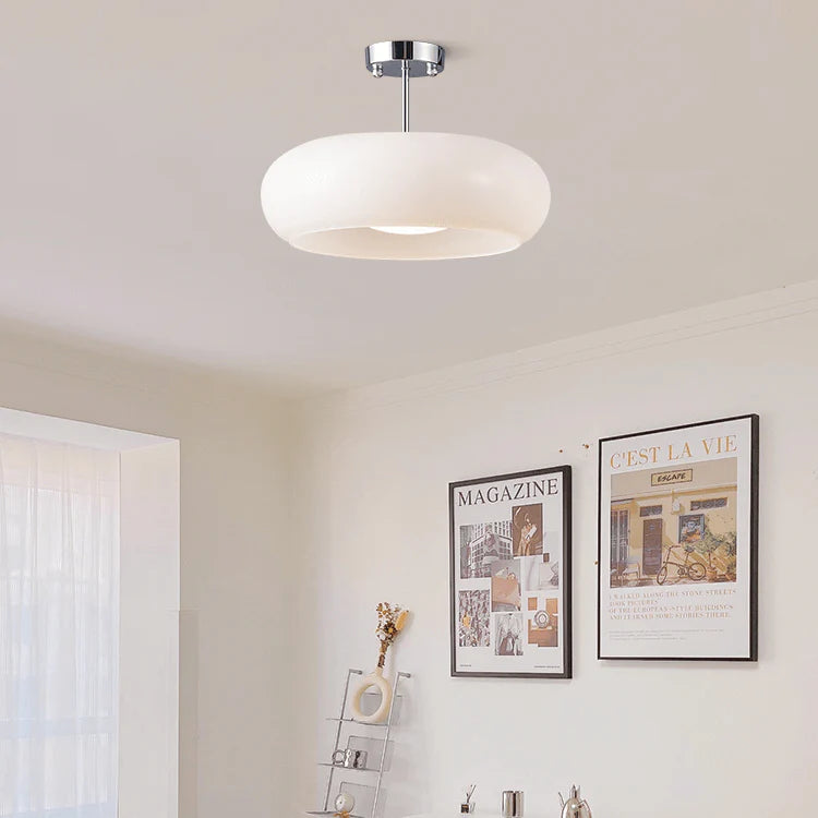 Elegancka Lampa wisząca sufitowa z kloszem szklanym