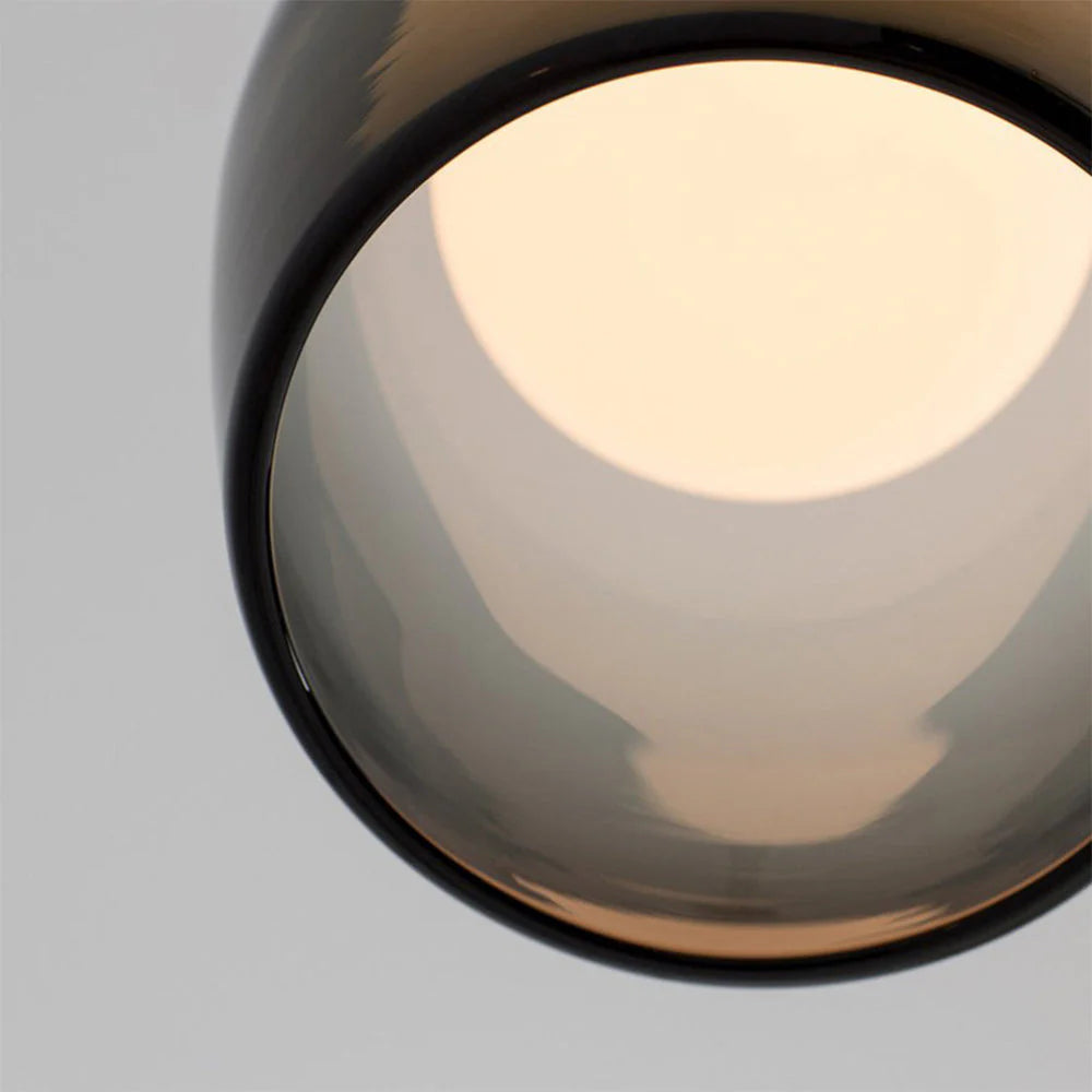 Elegancka Lampa Wisząca ze Szkła – Nowoczesny Minimalizm