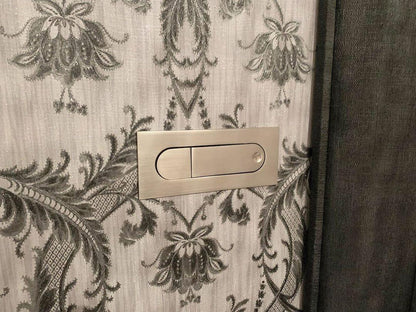 Nowoczesna Regulowana Lampa Ścienna LED do Czytania