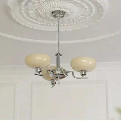Nowoczesny Żyrandol z Kloszami z Opalowego Szkła – Elegancka Lampa Sufitowa