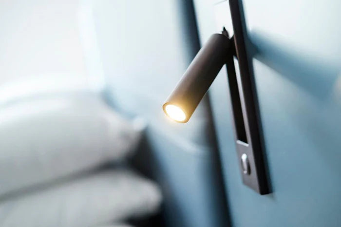 Nowoczesna Regulowana Lampa Ścienna