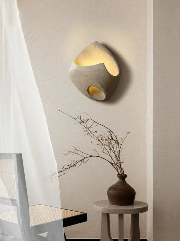 Designerska Lampa Ścienna w Stylu Organicznego Kamienia