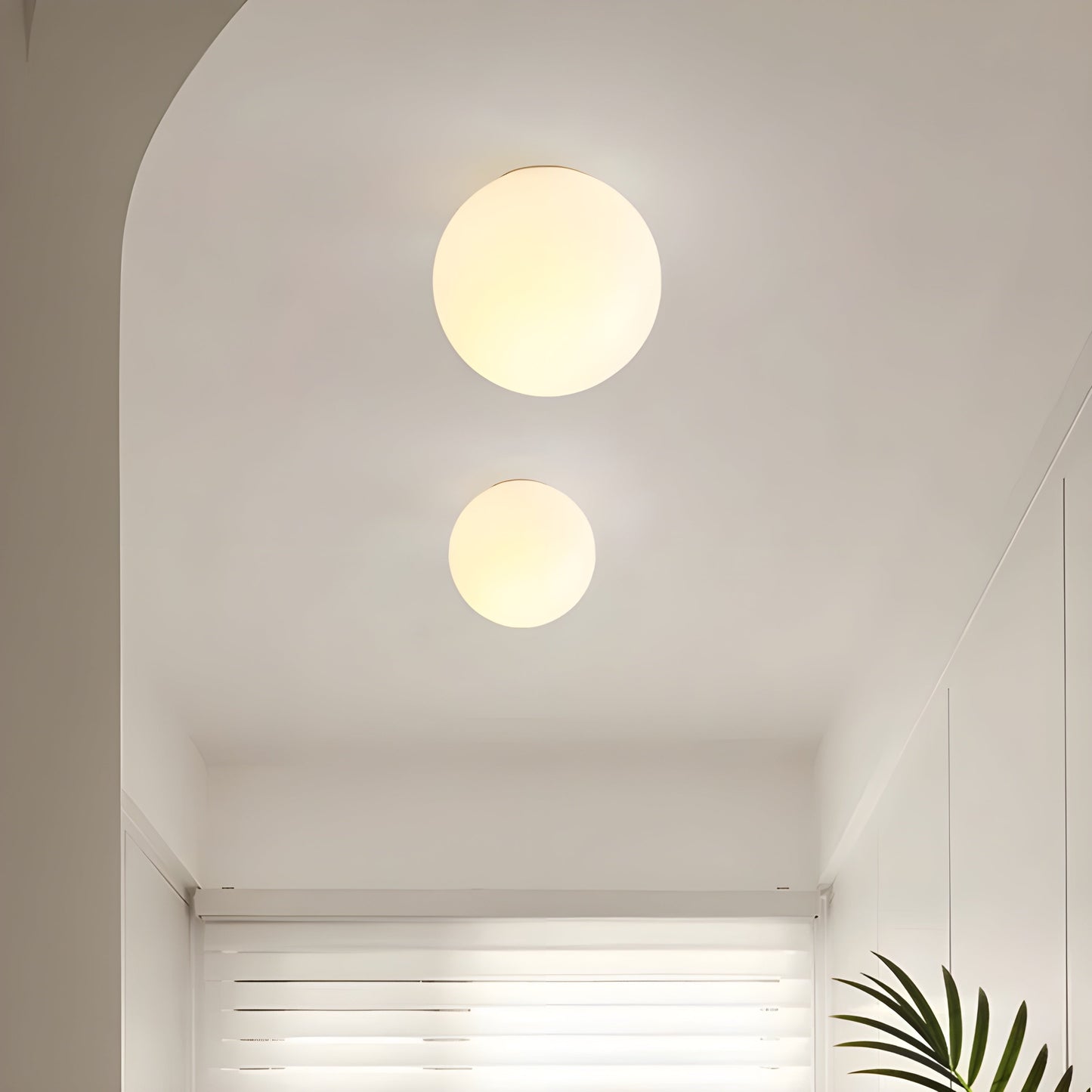 Nowoczesna lampa ścienna ze szkła matowego 5