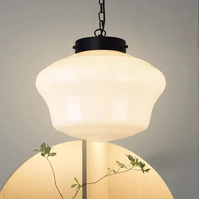 Geometryczna Lampa Wisząca z Białego Mlecznego Szkła – Styl Vintage
