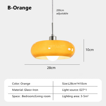 Lampa wisząca z opalizującym kloszem – elegancki akcent w stylu retro Bauhaus