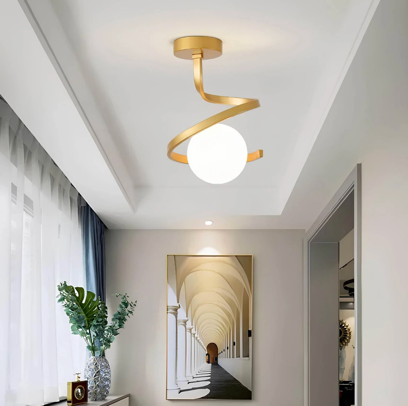 Plafon sufitowy spiralny – lampa z kulistym