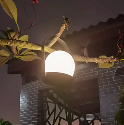 Lampa stołowa LED z kulistym kloszem – nowoczesna lampka dekoracyjna z przyciskiem