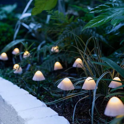 Solarne lampki ogrodowe LED Grzybki – dekoracyjne oświetlenie zewnętrzne RGB
