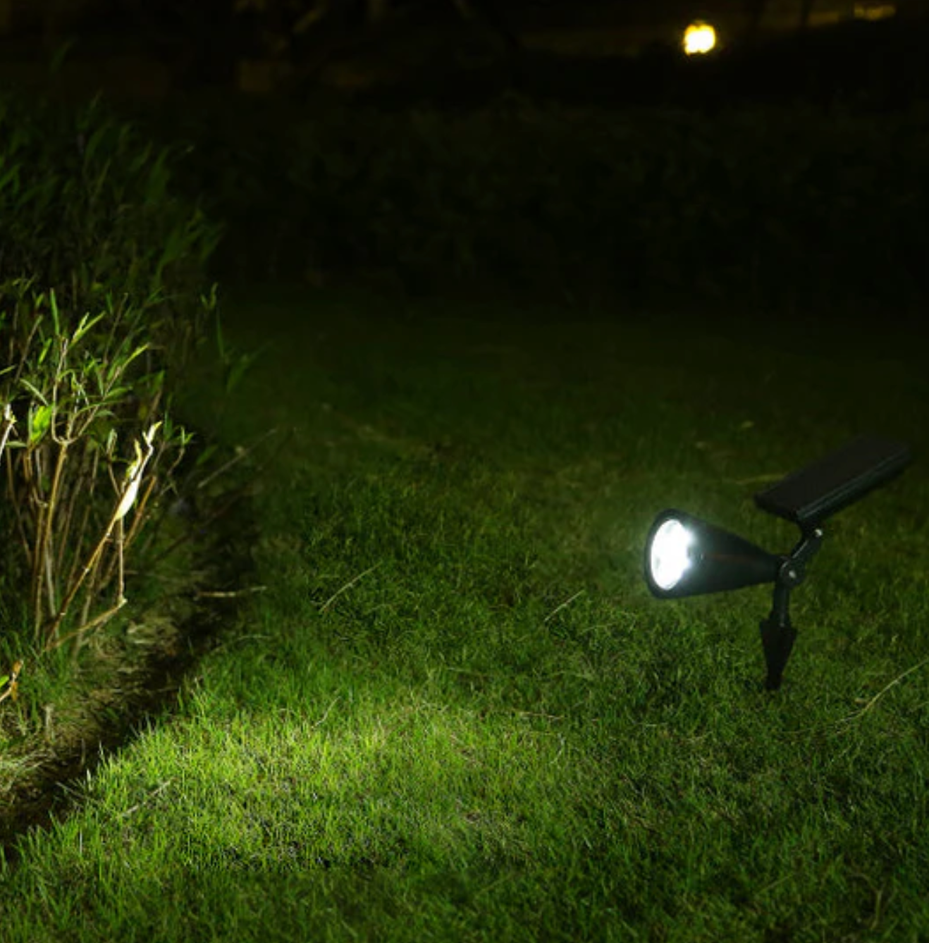 Solarna lampa ogrodowa LED reflektor 4x LED – regulowany spot do oświetlenia zewnętrznego